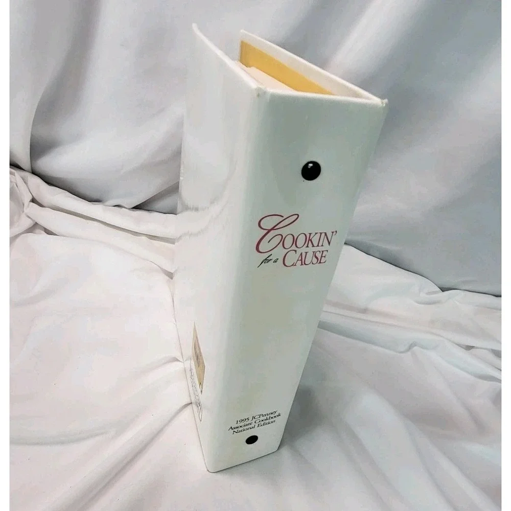 Cookin' For A Cause VTG 1995 JCPenney Associate Cookbook Binder Tabbed
